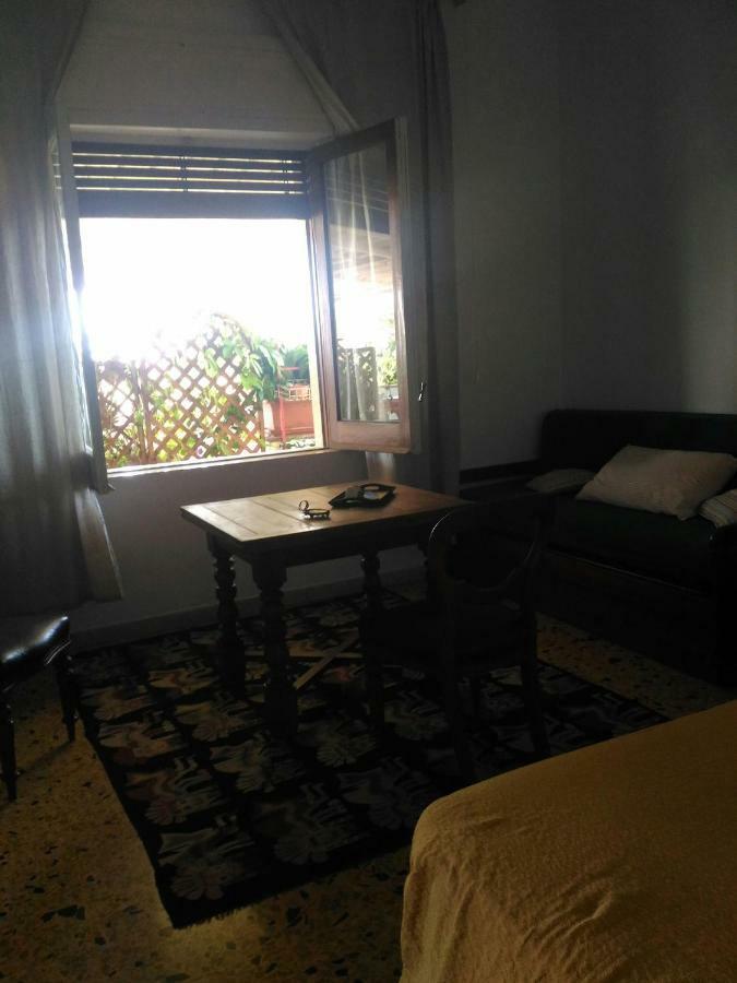 Paestum House Bed & Breakfast ภายนอก รูปภาพ